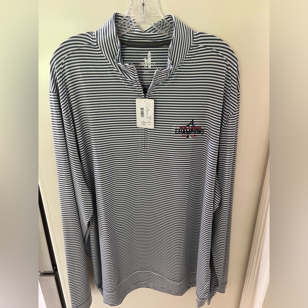 Men’s Johnnie O Atlanta Braves pullover